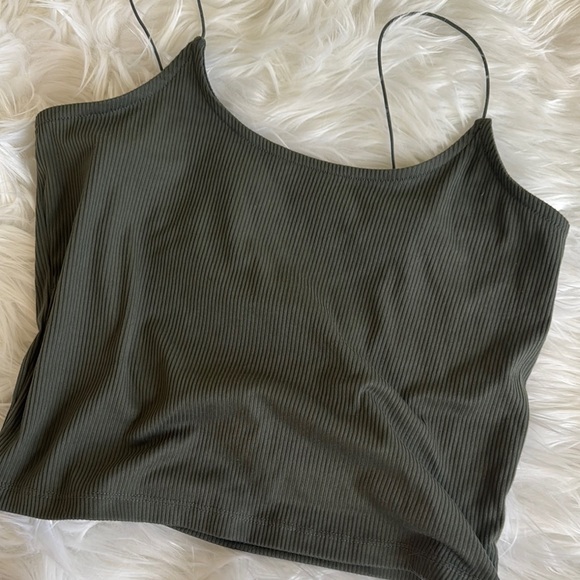 Green Ribbed Crop Top - Picture 5 of 9